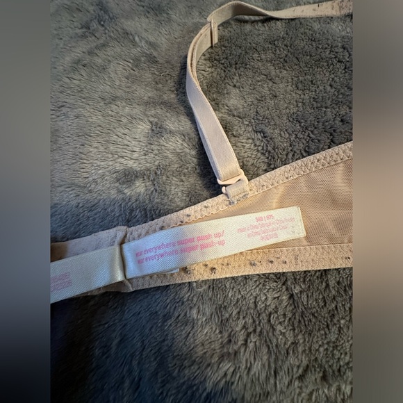 Wear everywhere push up bra | Pink / Victoria's Secret - Picture 4 of 4